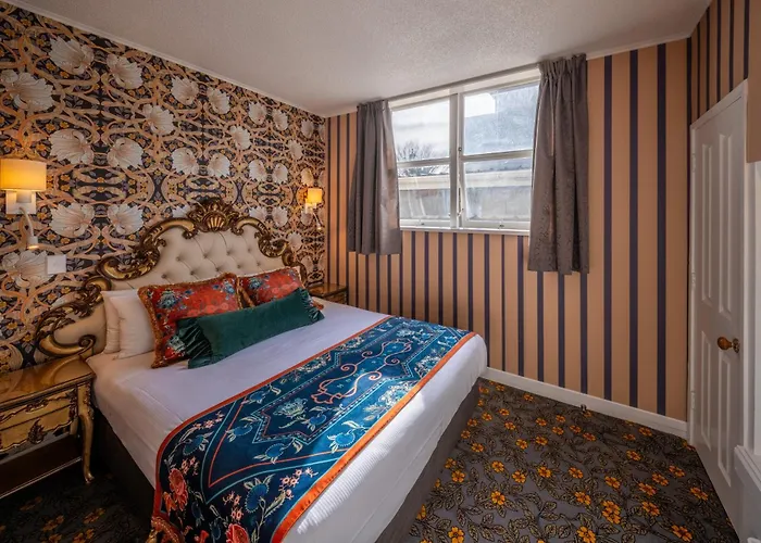 Prince's Gate Hotel